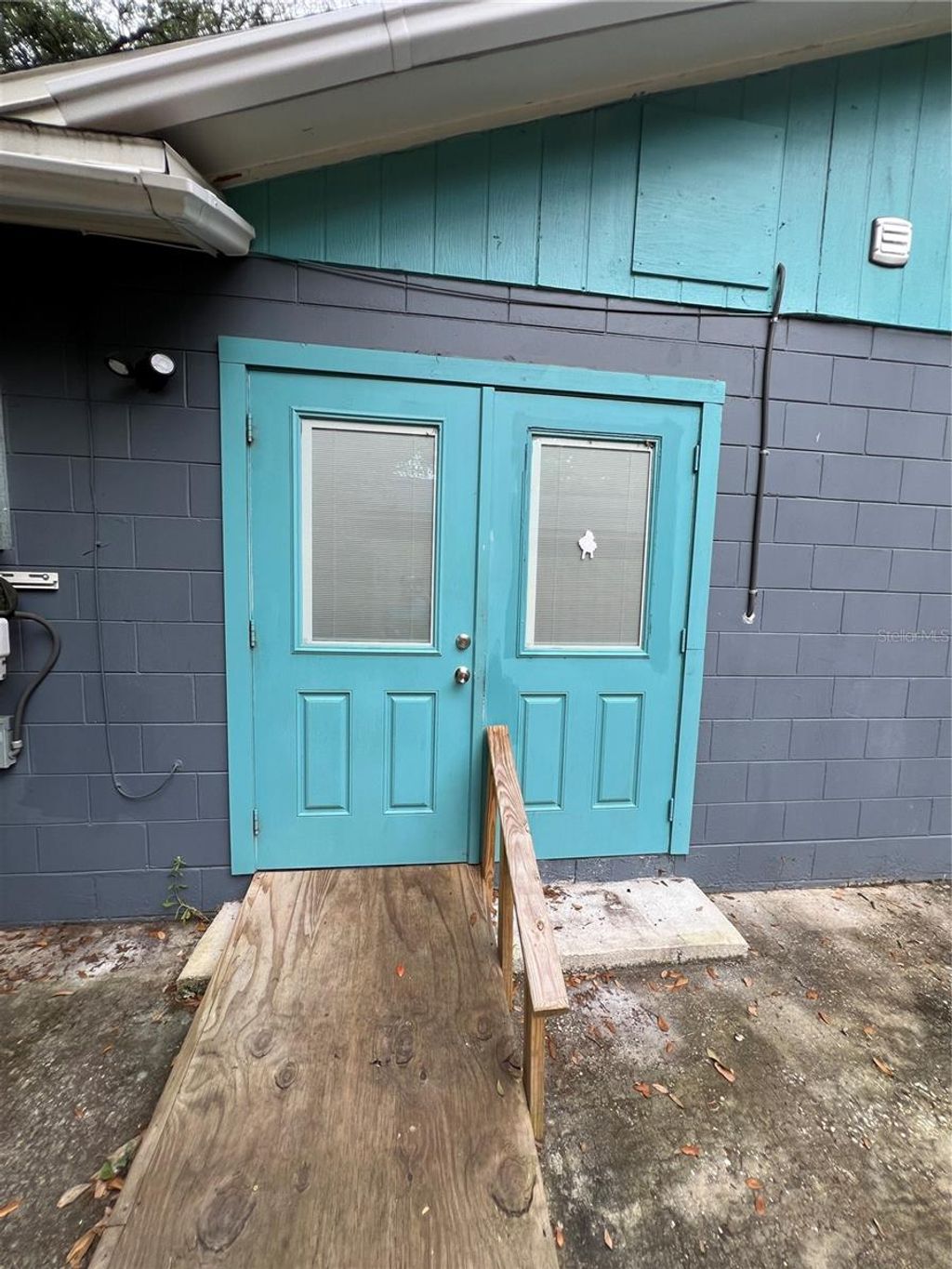 Photo of 899 Rich Drive #2, Oviedo, FL 32765 (MLS # O6404966)