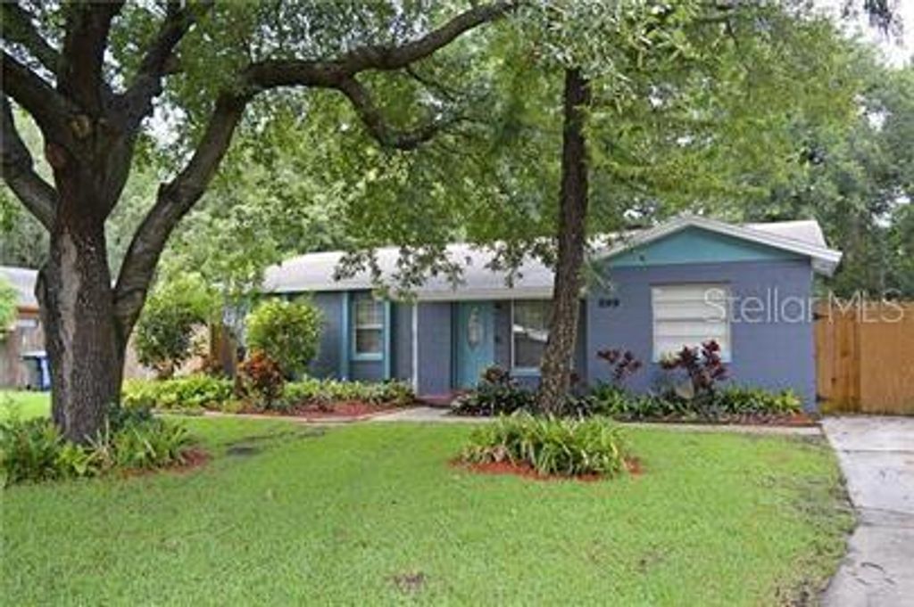 Photo of 899 Rich Drive #2, Oviedo, FL 32765 (MLS # O6404966)