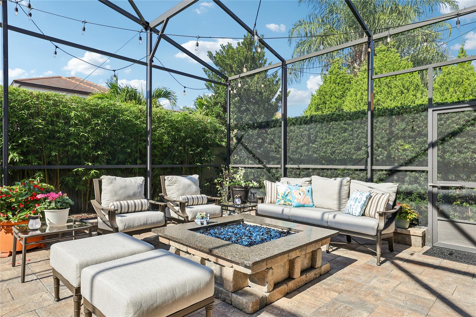 CASA DEL LAGO REP - Residential