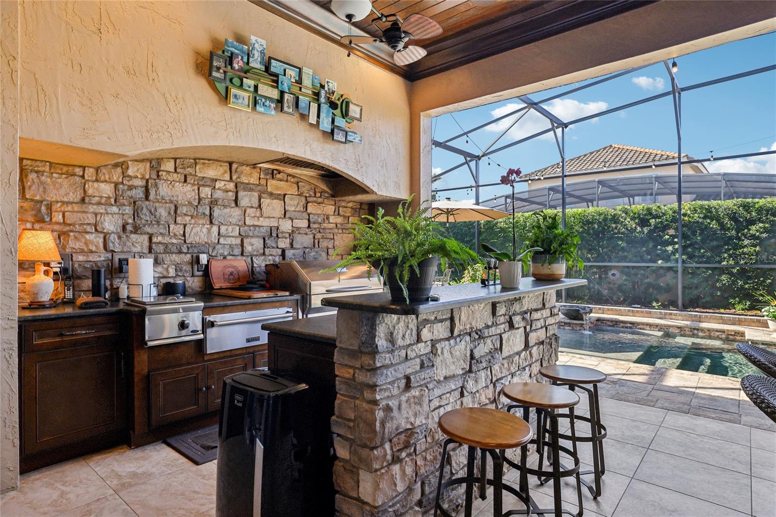 CASA DEL LAGO REP - Residential