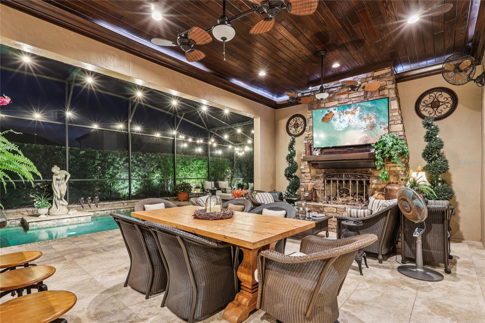 CASA DEL LAGO REP - Residential