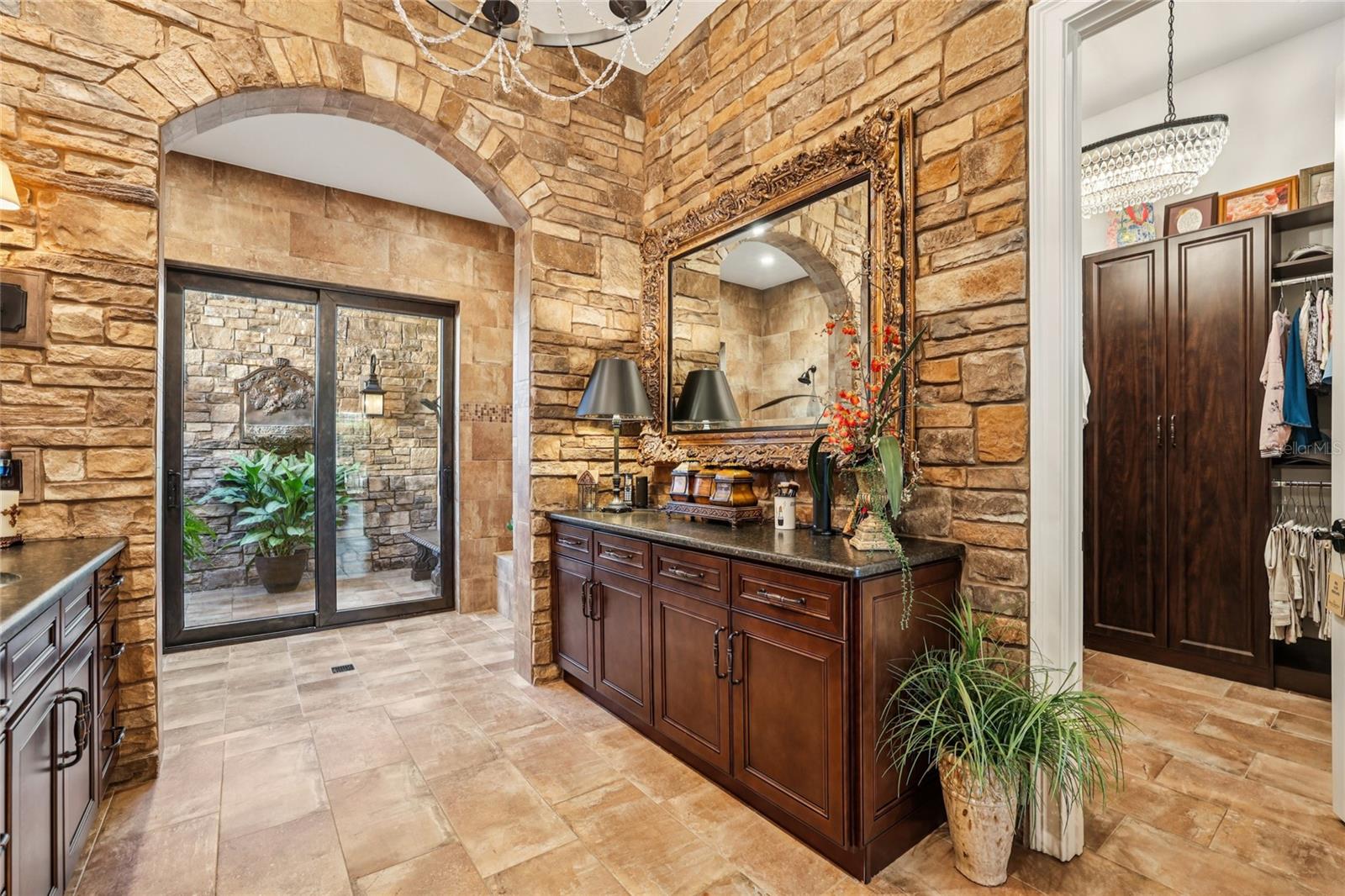 CASA DEL LAGO REP - Residential