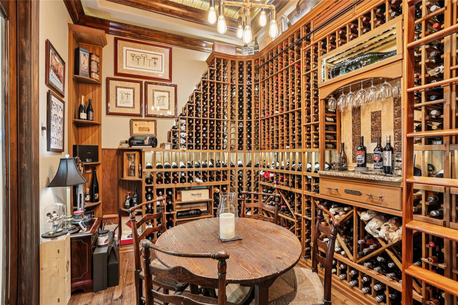 CASA DEL LAGO REP - Residential