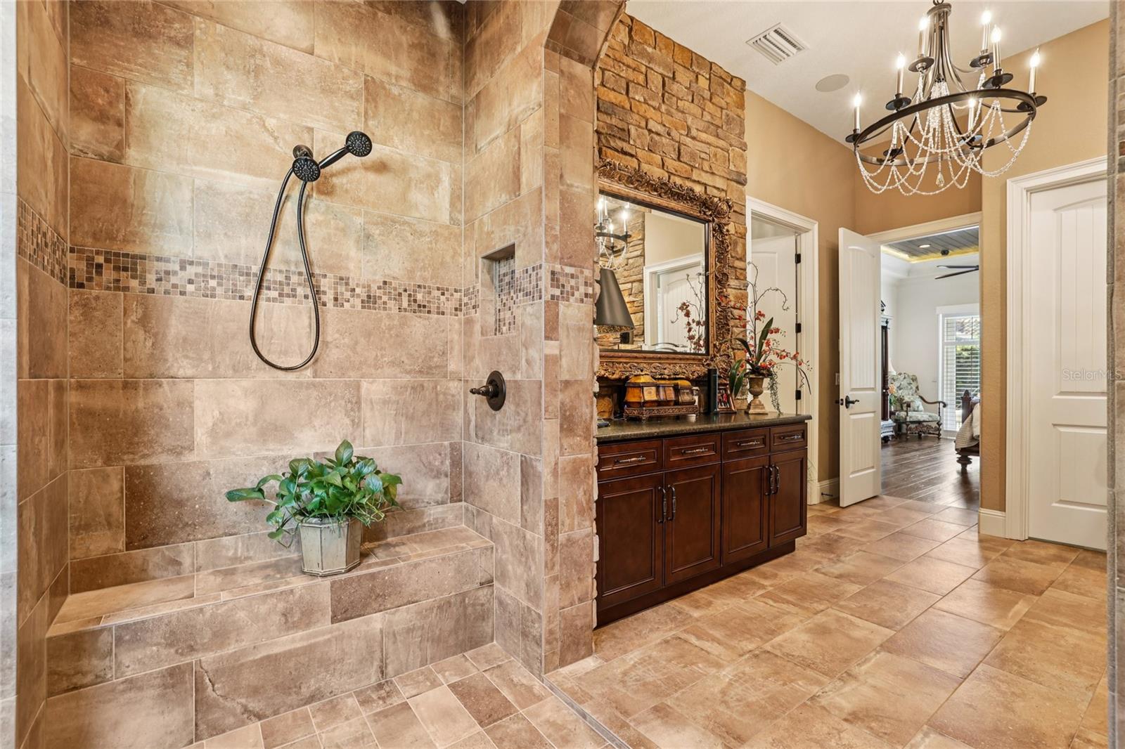 CASA DEL LAGO REP - Residential