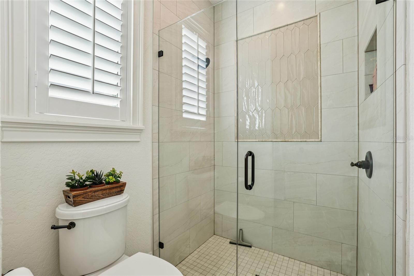 CASA DEL LAGO REP - Residential