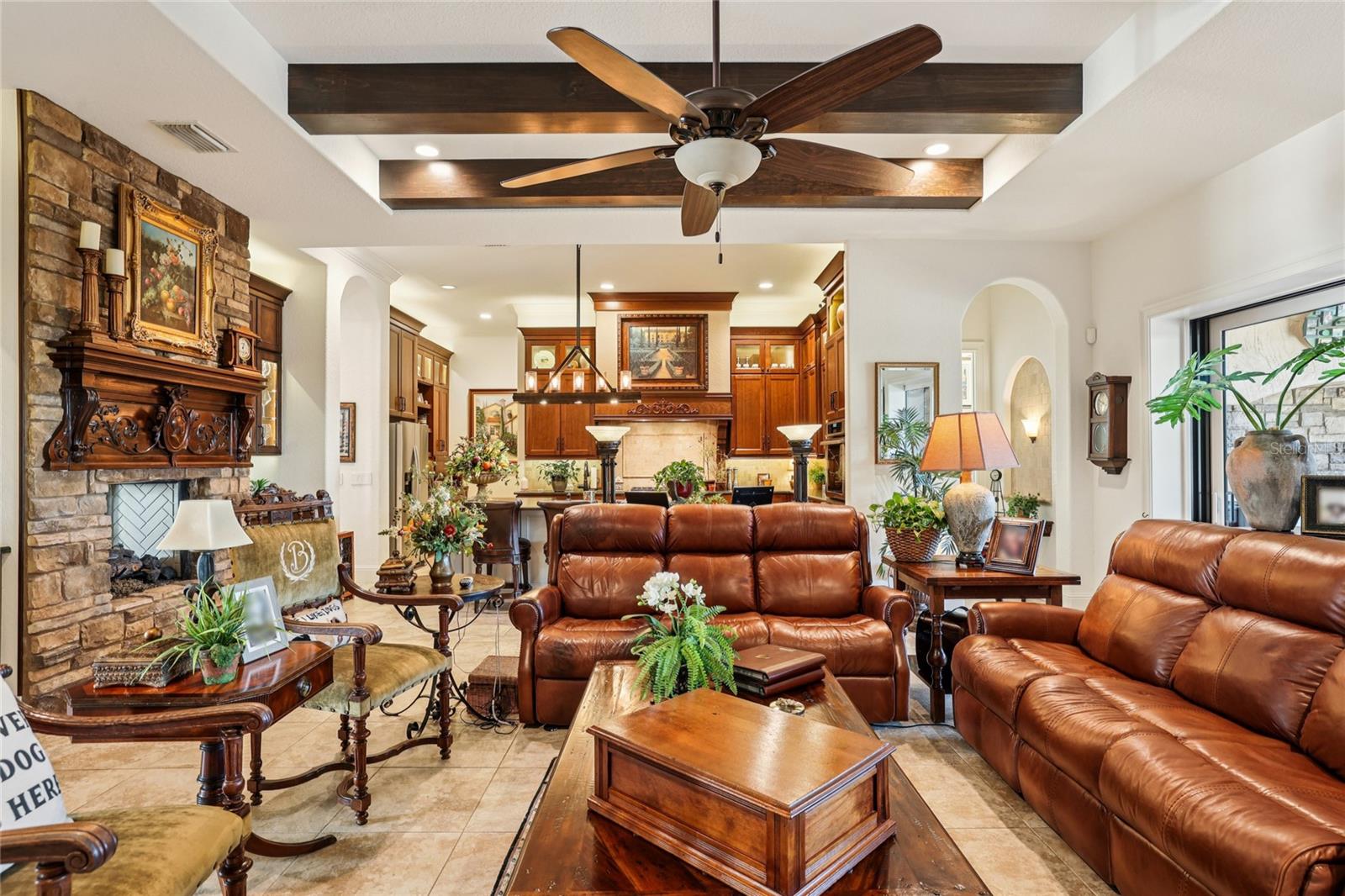 CASA DEL LAGO REP - Residential