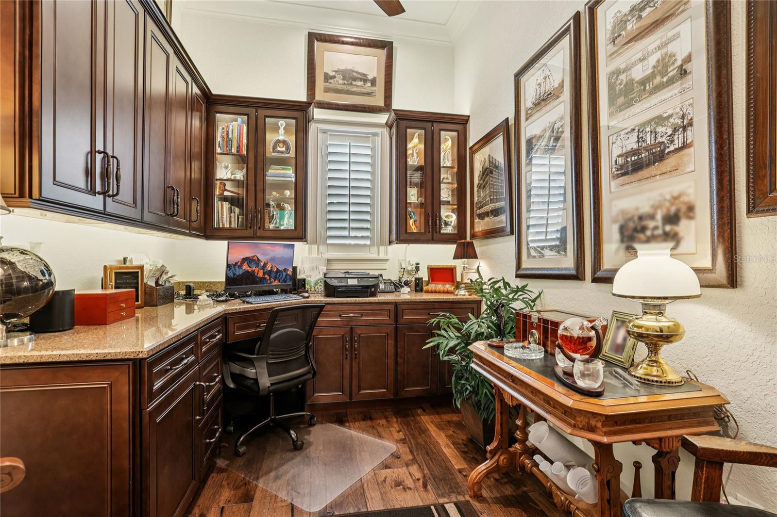 CASA DEL LAGO REP - Residential