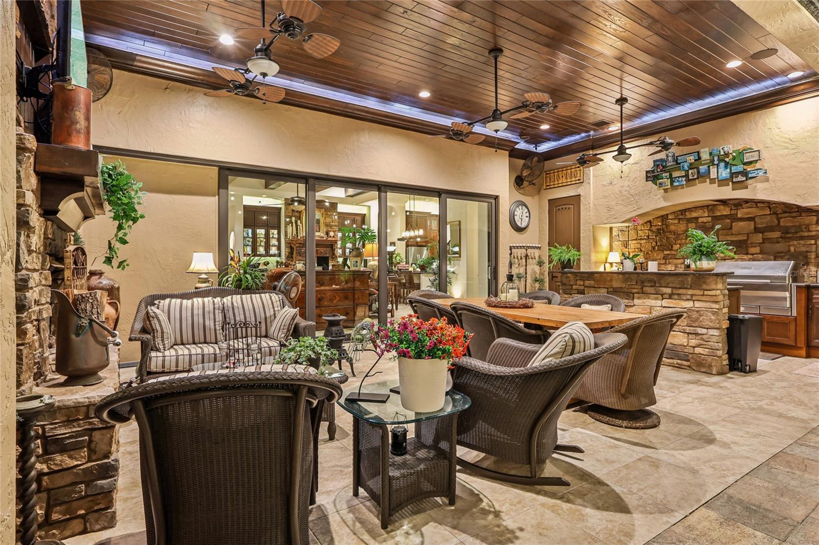 CASA DEL LAGO REP - Residential