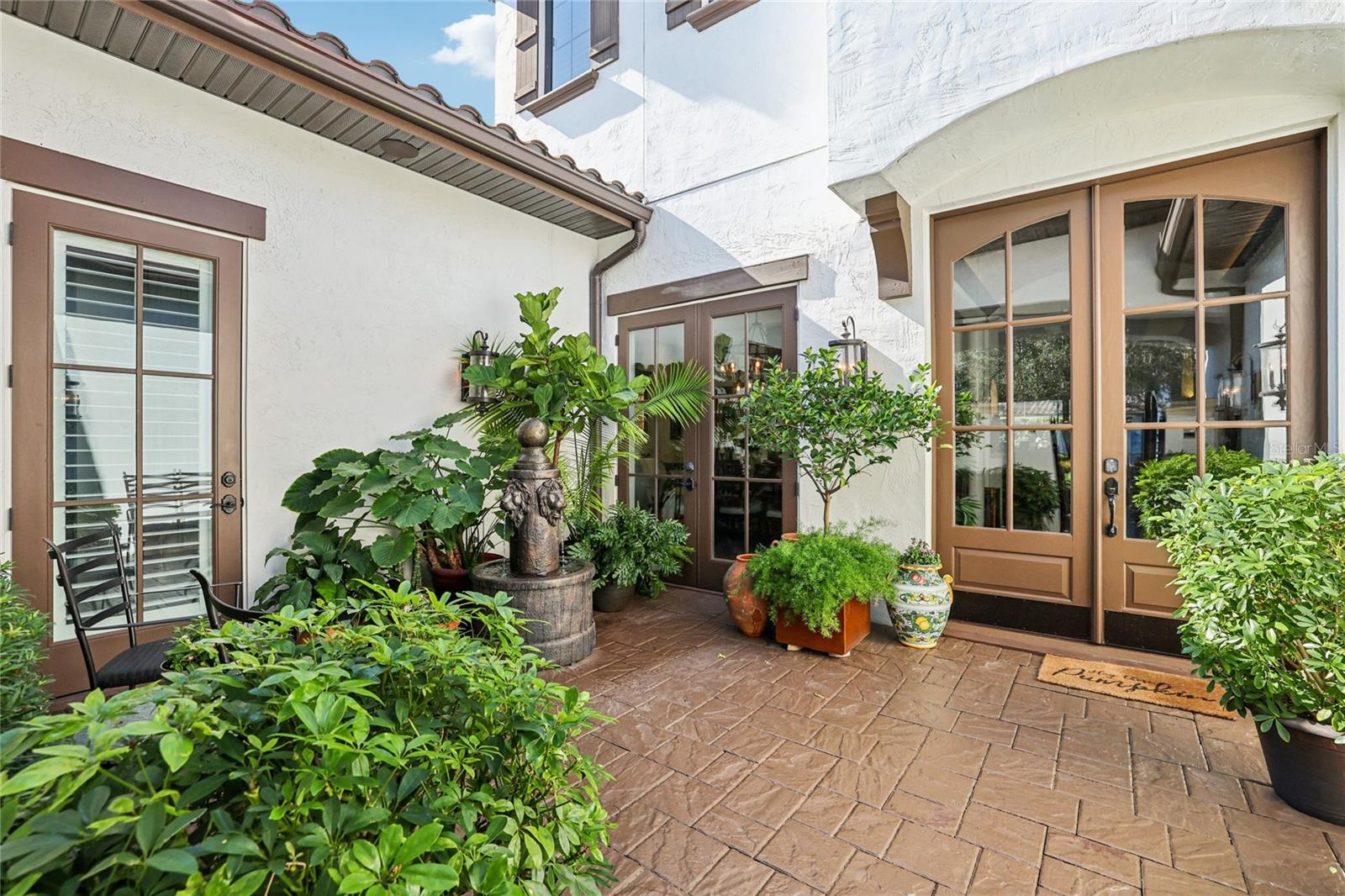 CASA DEL LAGO REP - Residential