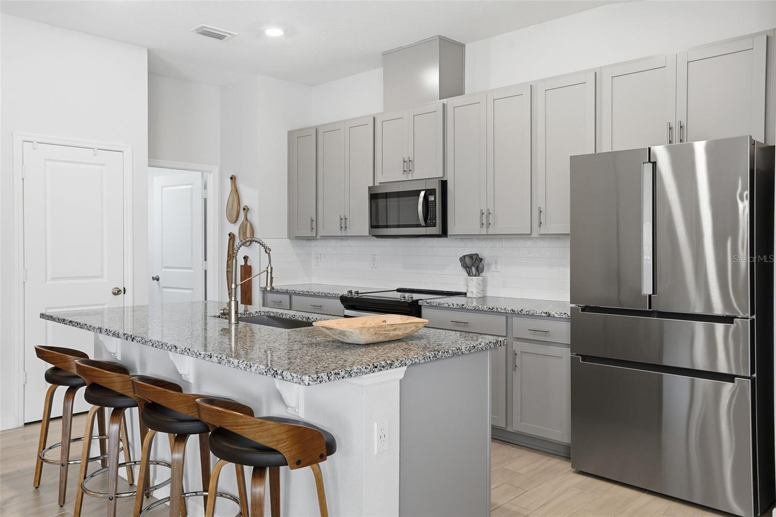 MIRABELLA PH 1 - Residential