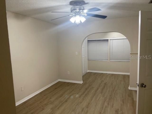 ERROL OAKS CONDO 01 - Residential