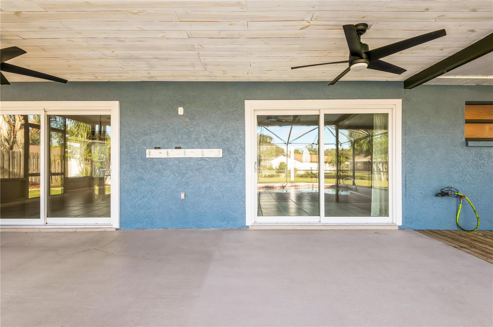 SHERWOOD ESTATES - Residential