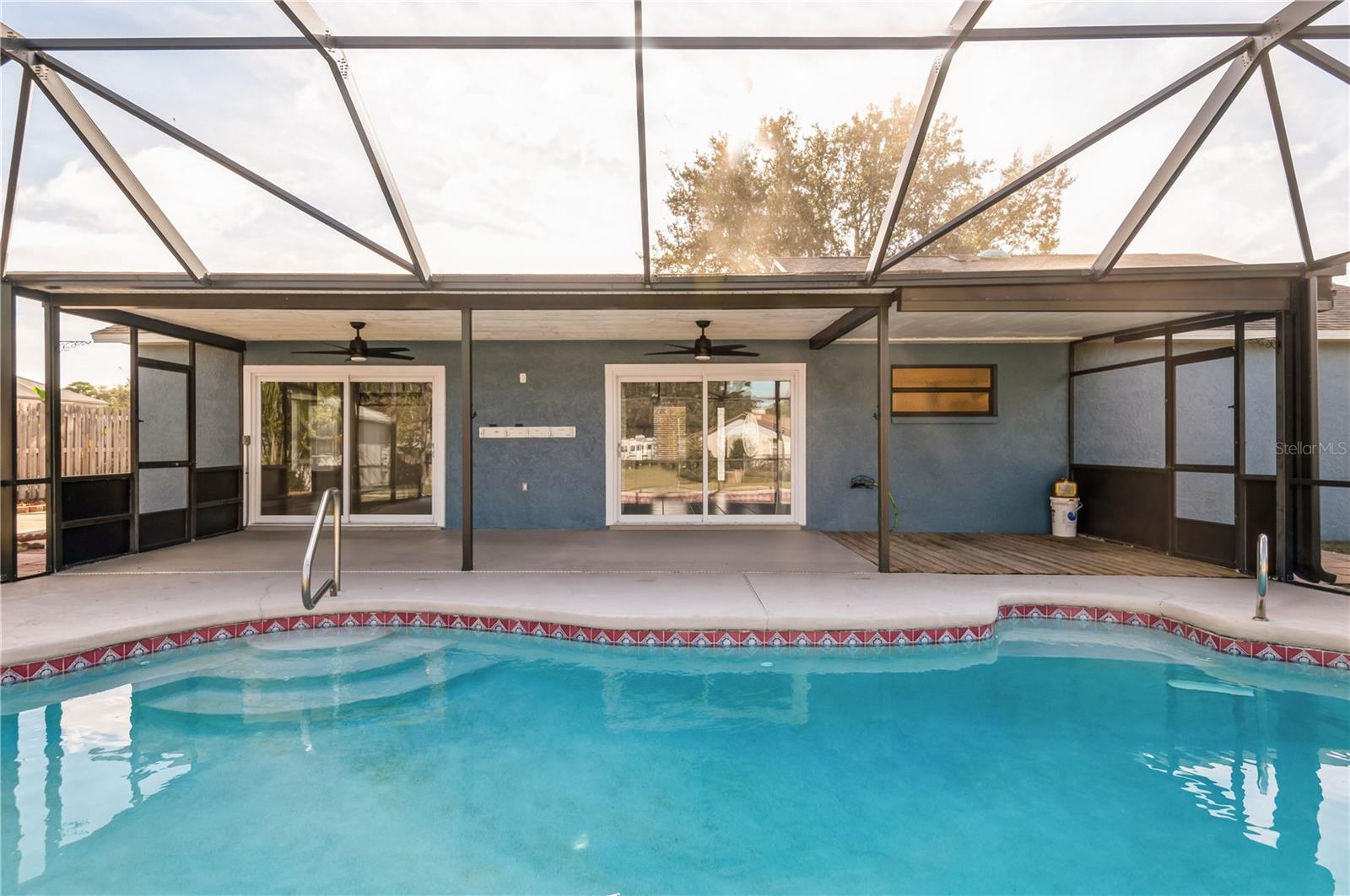 SHERWOOD ESTATES - Residential