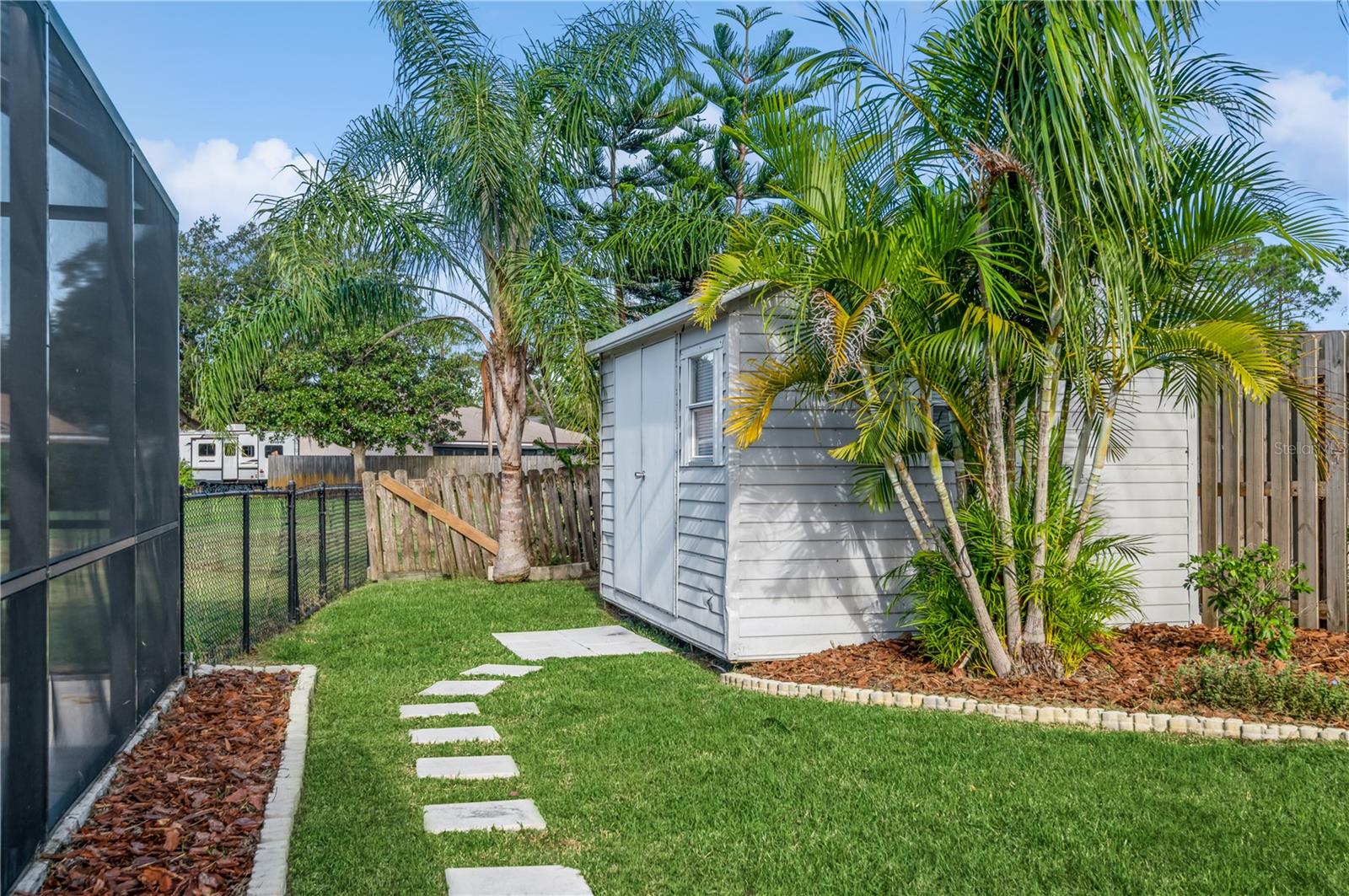 SHERWOOD ESTATES - Residential