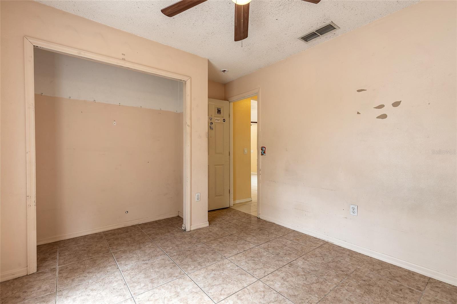 DELTONA LAKES UNIT 34 - Residential