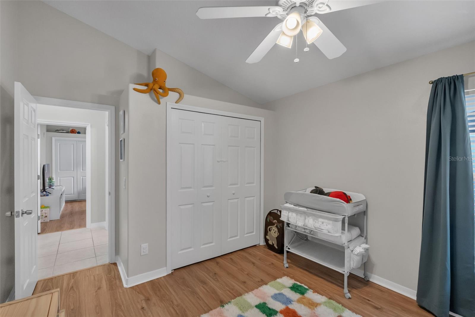 WOODBRIDGE LAKES - Residential