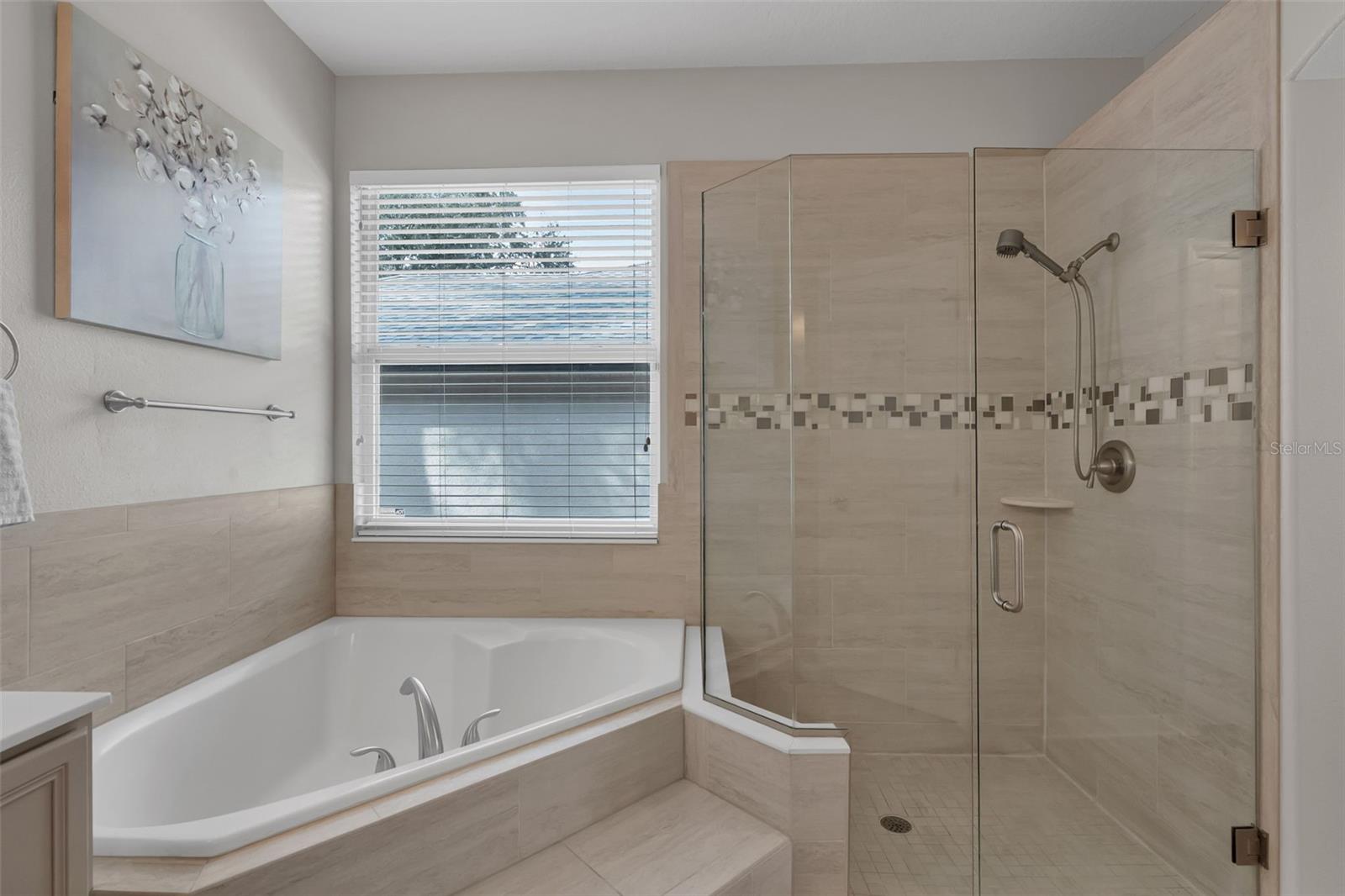 WOODBRIDGE LAKES - Residential