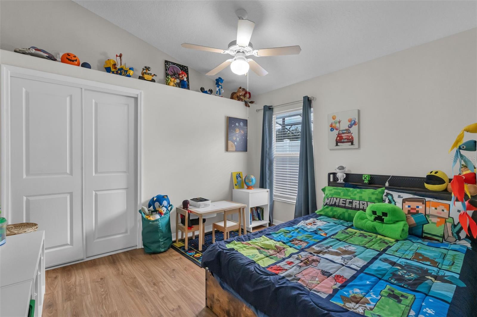 WOODBRIDGE LAKES - Residential