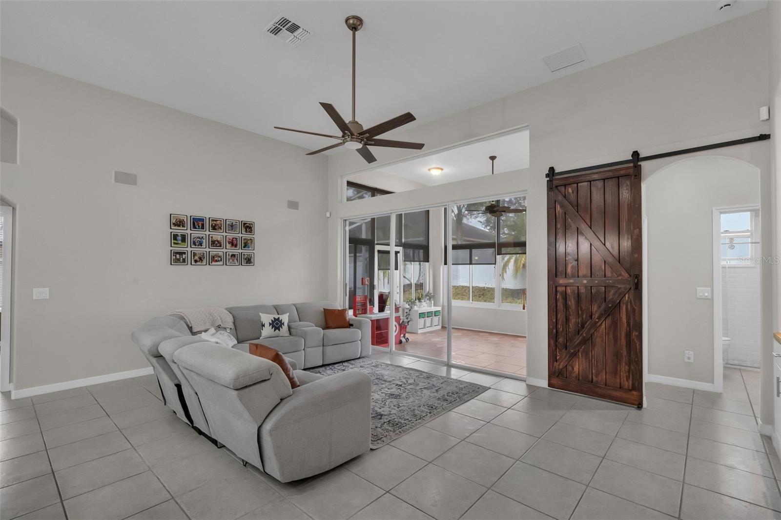 WOODBRIDGE LAKES - Residential