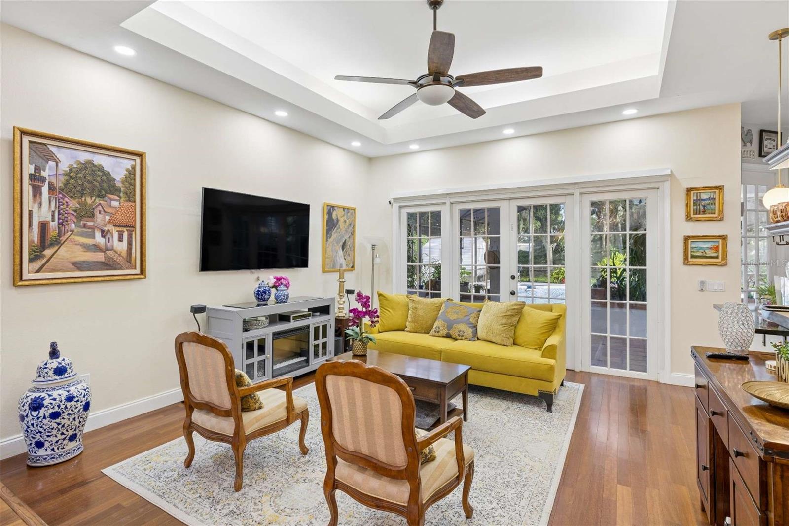 1559 SKYLINE DRIVE