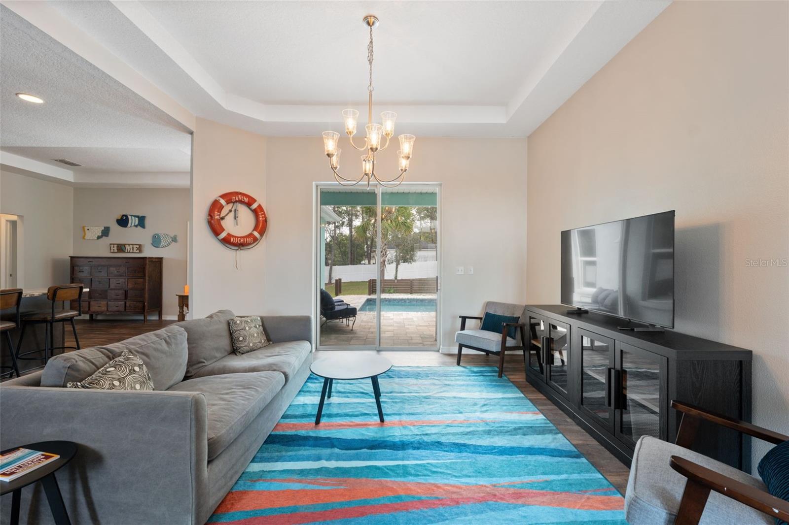 ROYAL HIGHLANDS - Residential