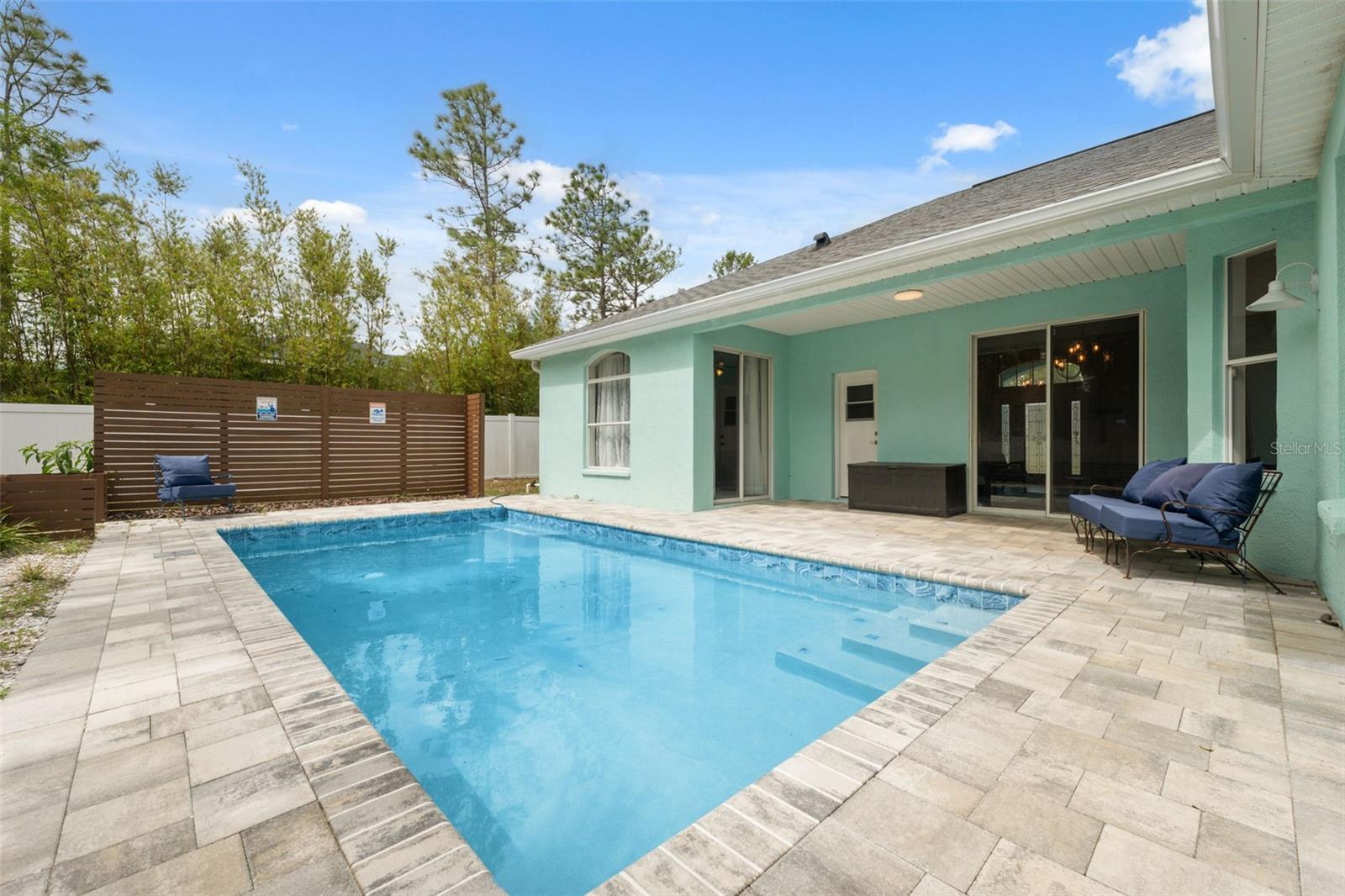 ROYAL HIGHLANDS - Residential