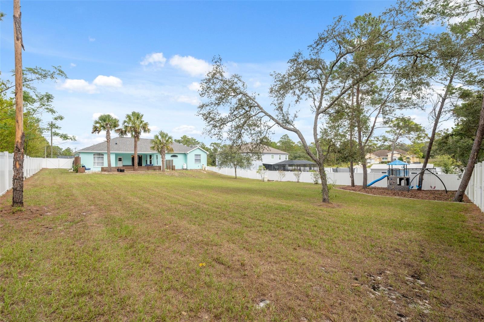 ROYAL HIGHLANDS - Residential