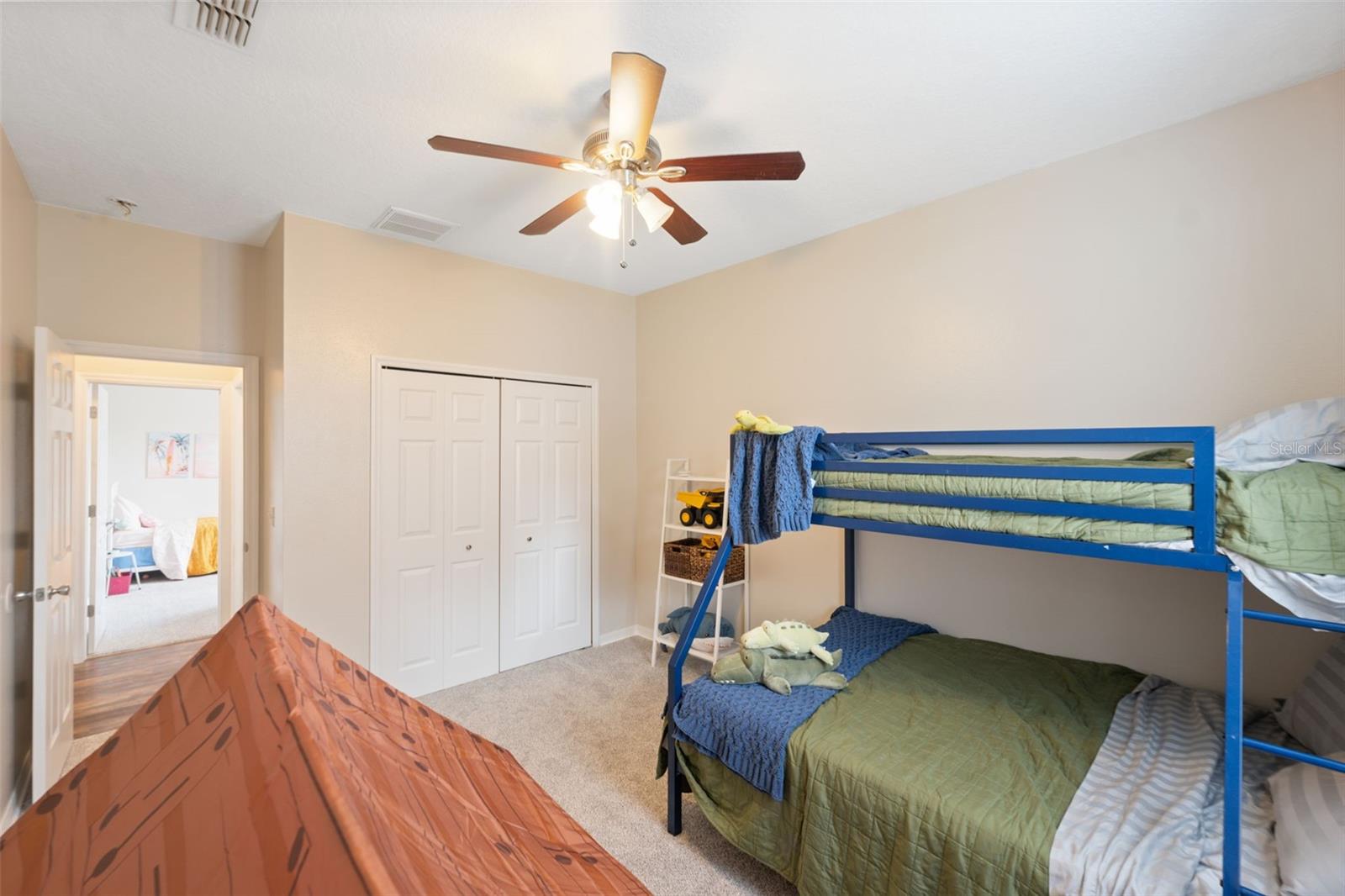 ROYAL HIGHLANDS - Residential