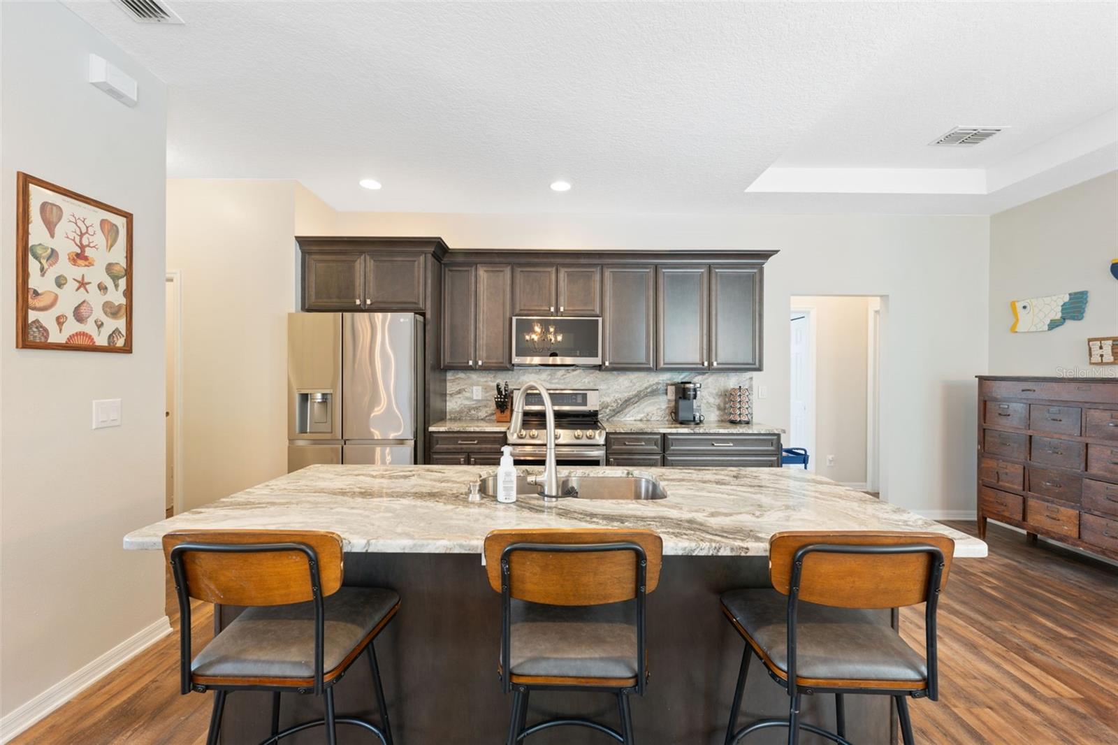 ROYAL HIGHLANDS - Residential