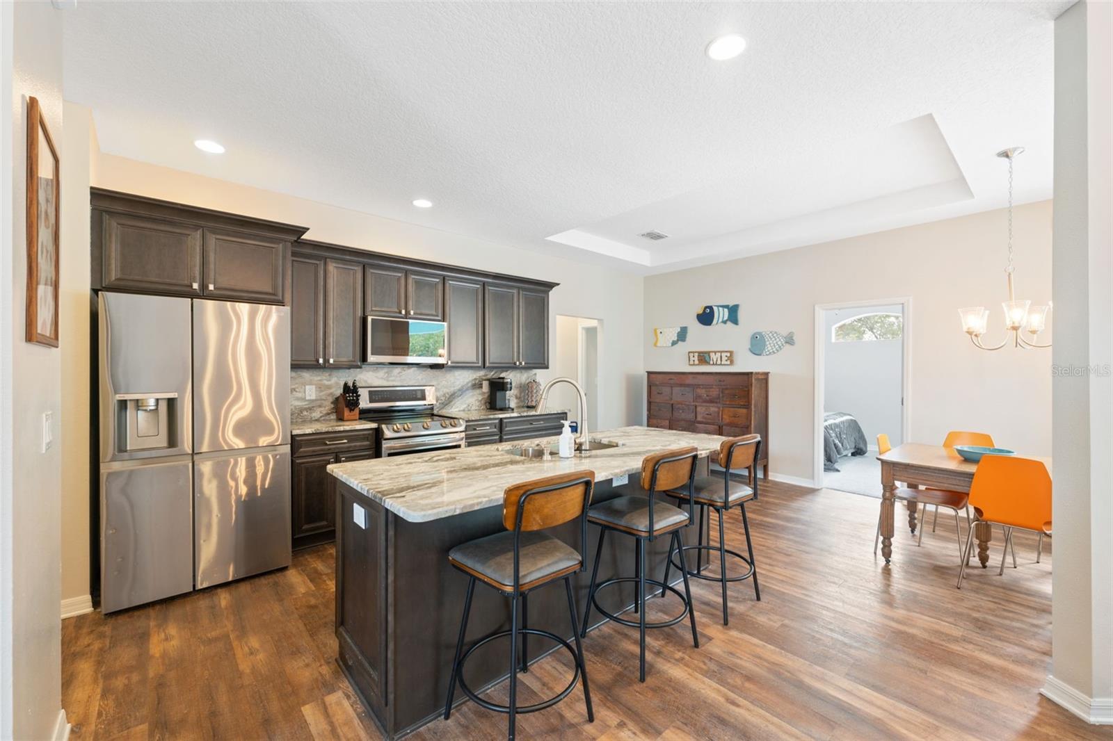 ROYAL HIGHLANDS - Residential