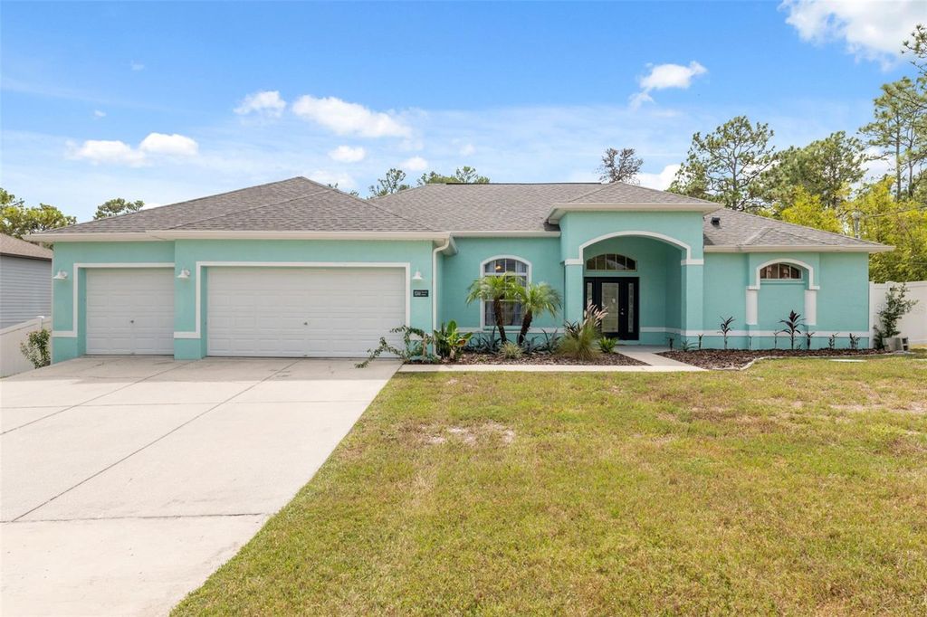 Photo of 11344 Gallinule Avenue, Weeki Wachee, FL 34613 (MLS # W7879647)