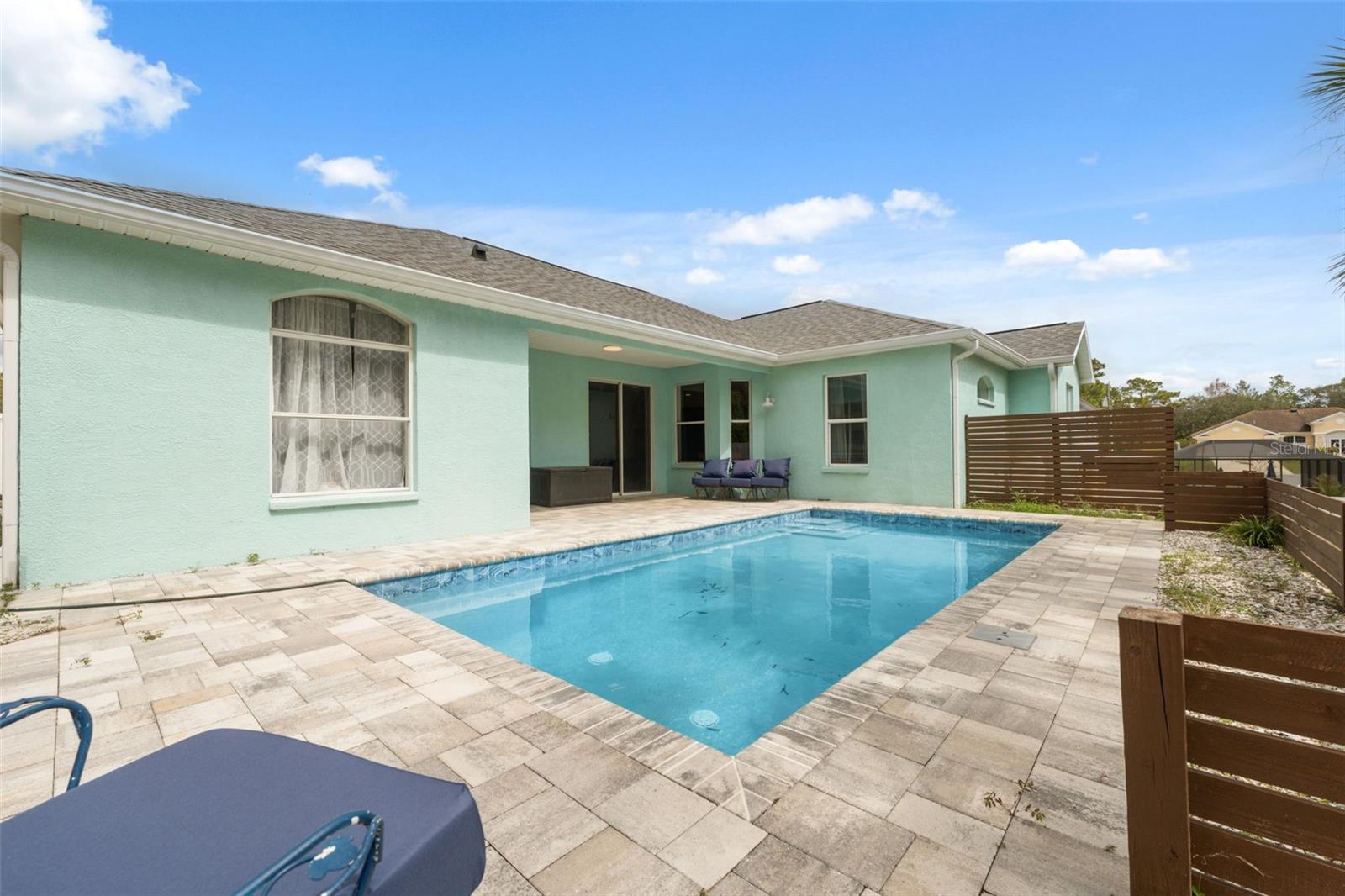 ROYAL HIGHLANDS - Residential