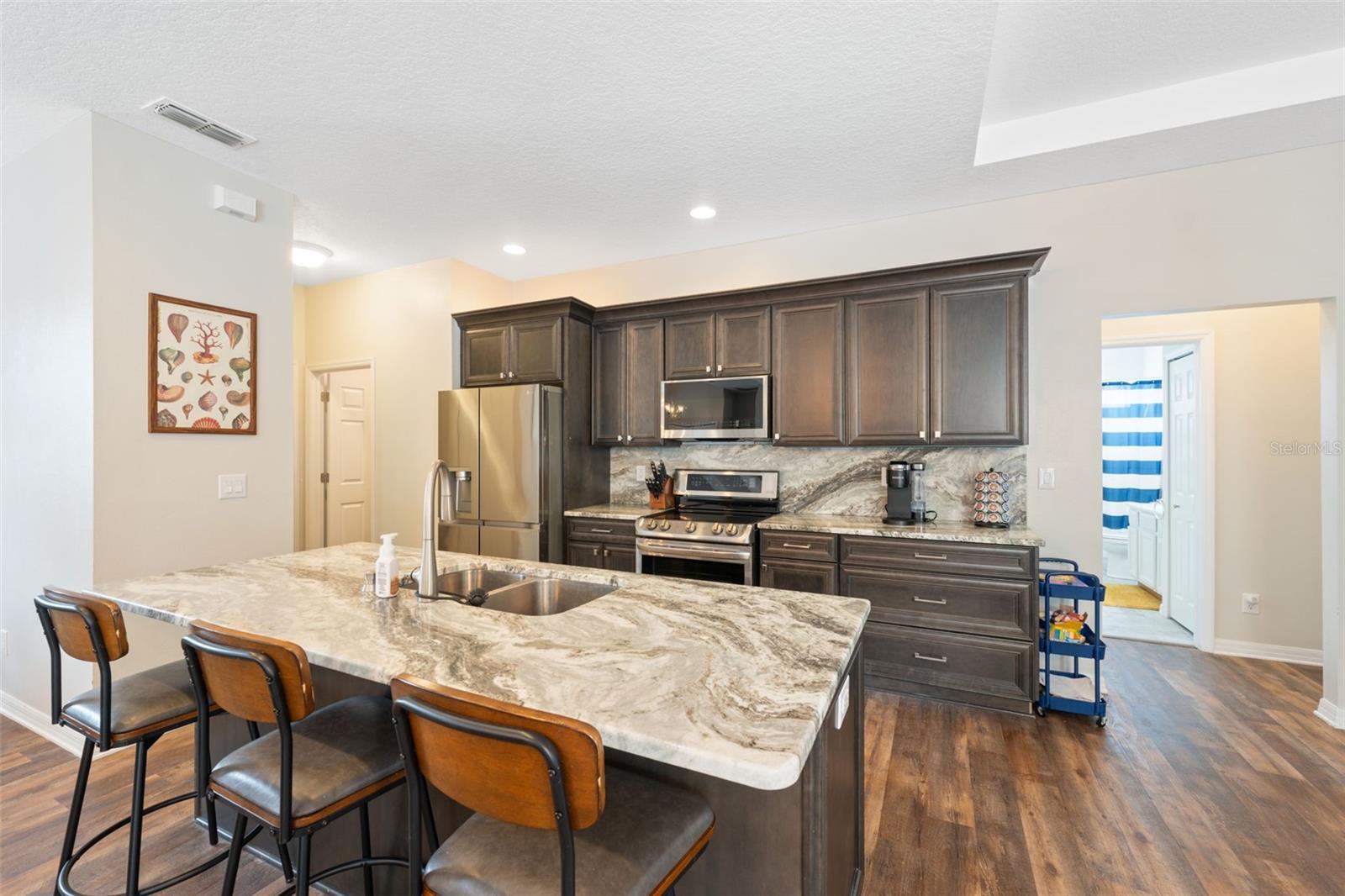 ROYAL HIGHLANDS - Residential