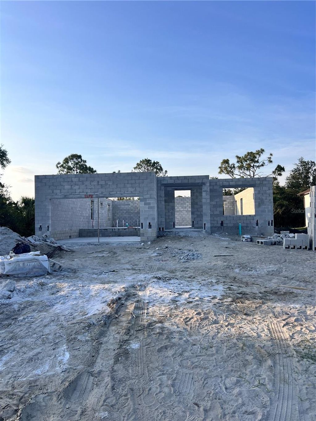 Photo of 122 Naomi Pl, Rotonda West, FL 33947 (MLS # S5127651)