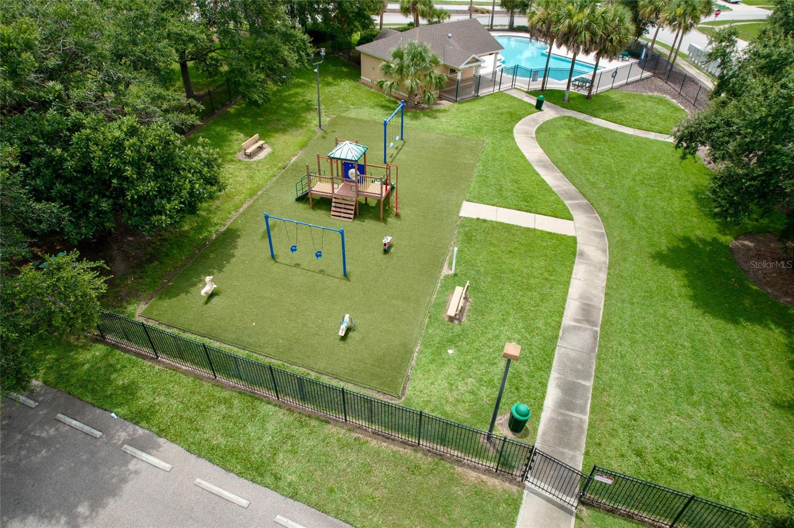 SUNRISE LAKES PH I SUB - Residential