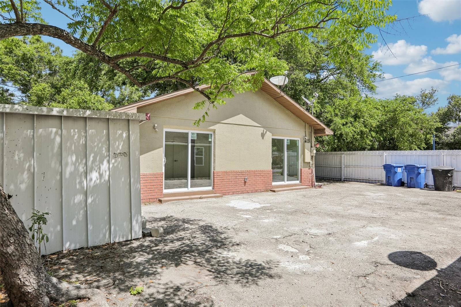 FLORAL VILLA ESTATES - Residential