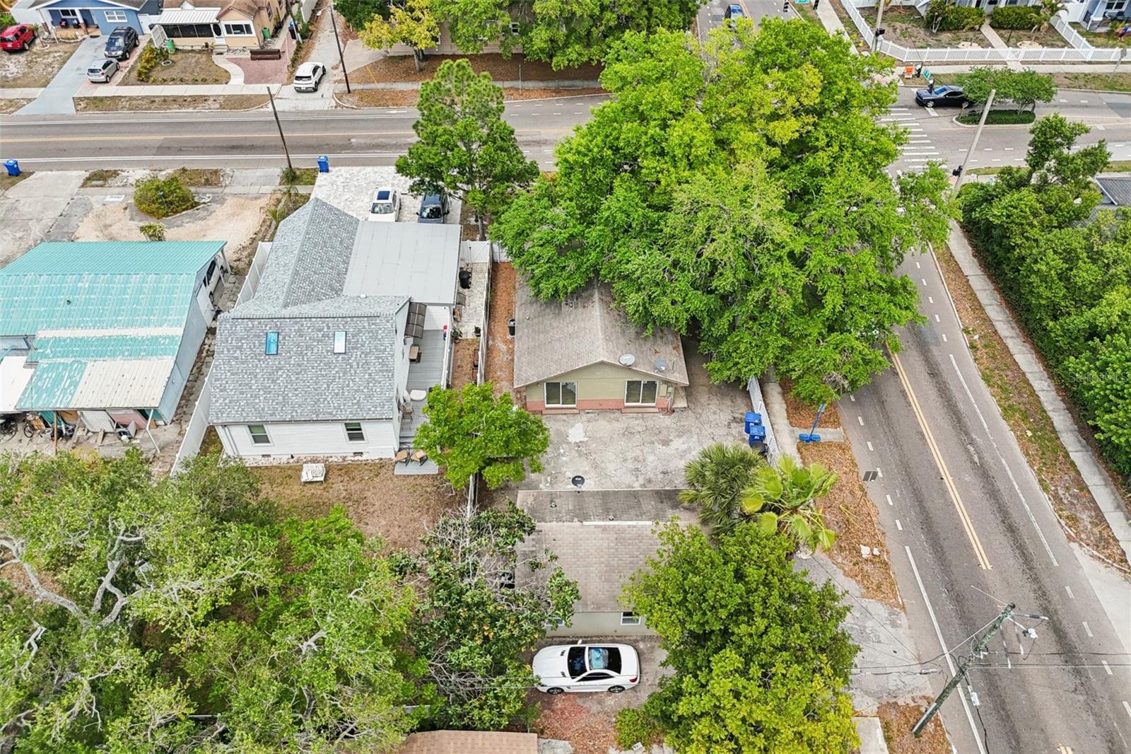 FLORAL VILLA ESTATES - Residential