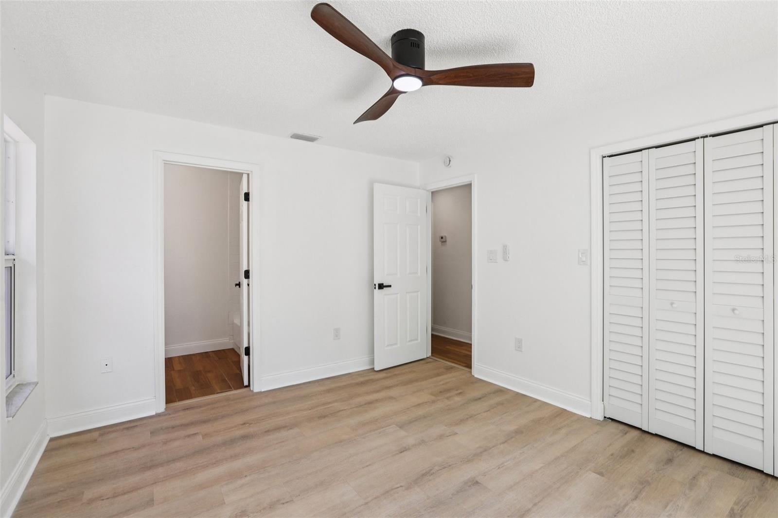 FLORAL VILLA ESTATES - Residential