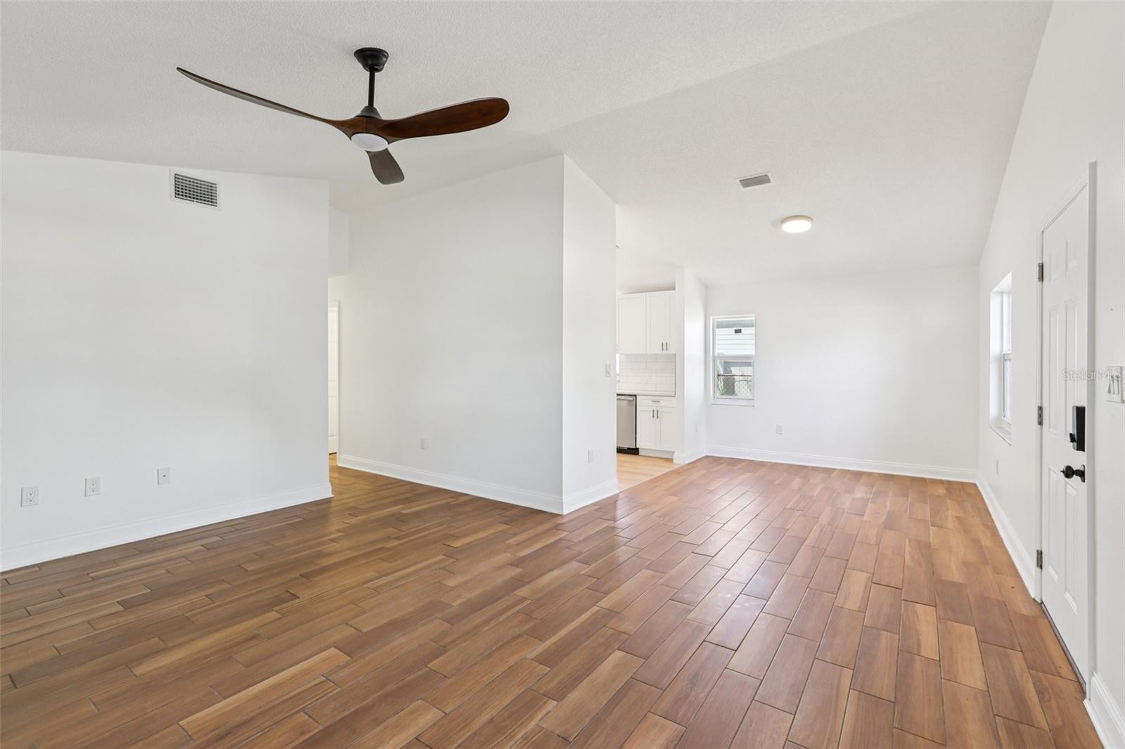 FLORAL VILLA ESTATES - Residential