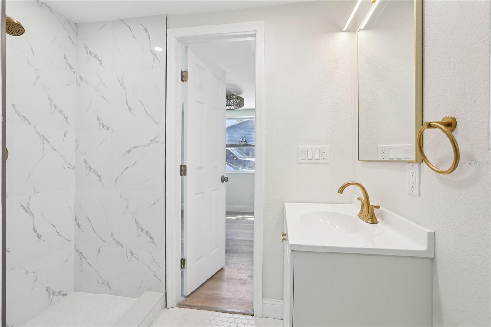 FLORAL VILLA ESTATES - Residential