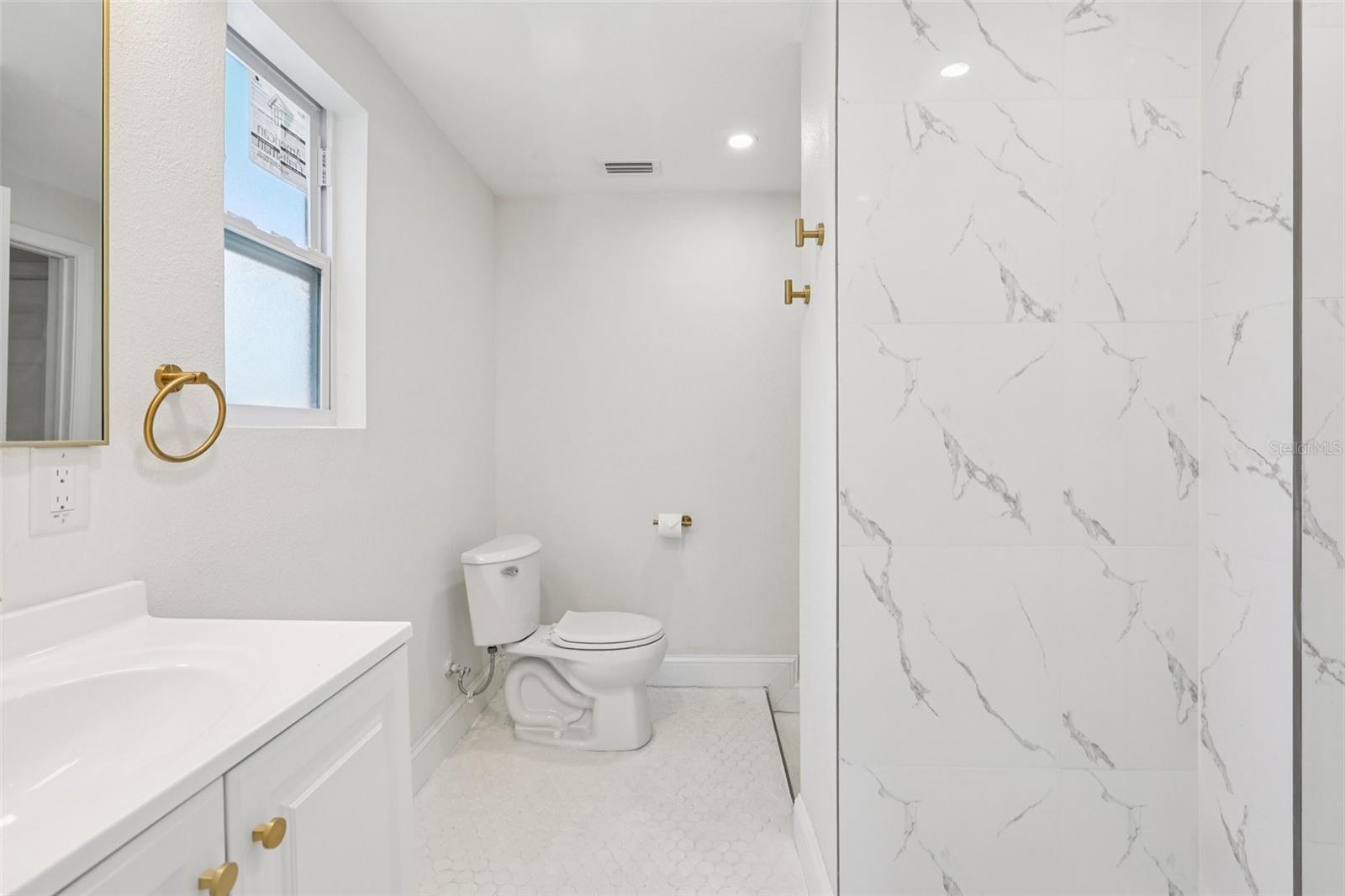 FLORAL VILLA ESTATES - Residential