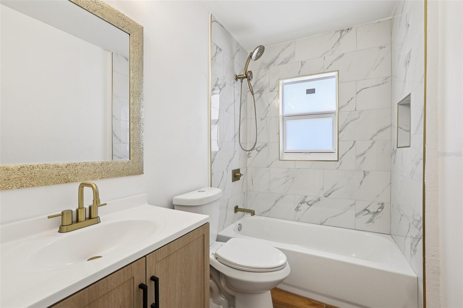 FLORAL VILLA ESTATES - Residential