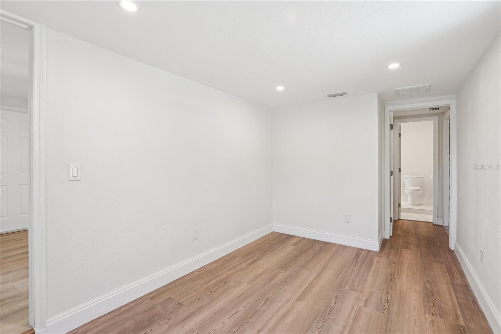 FLORAL VILLA ESTATES - Residential