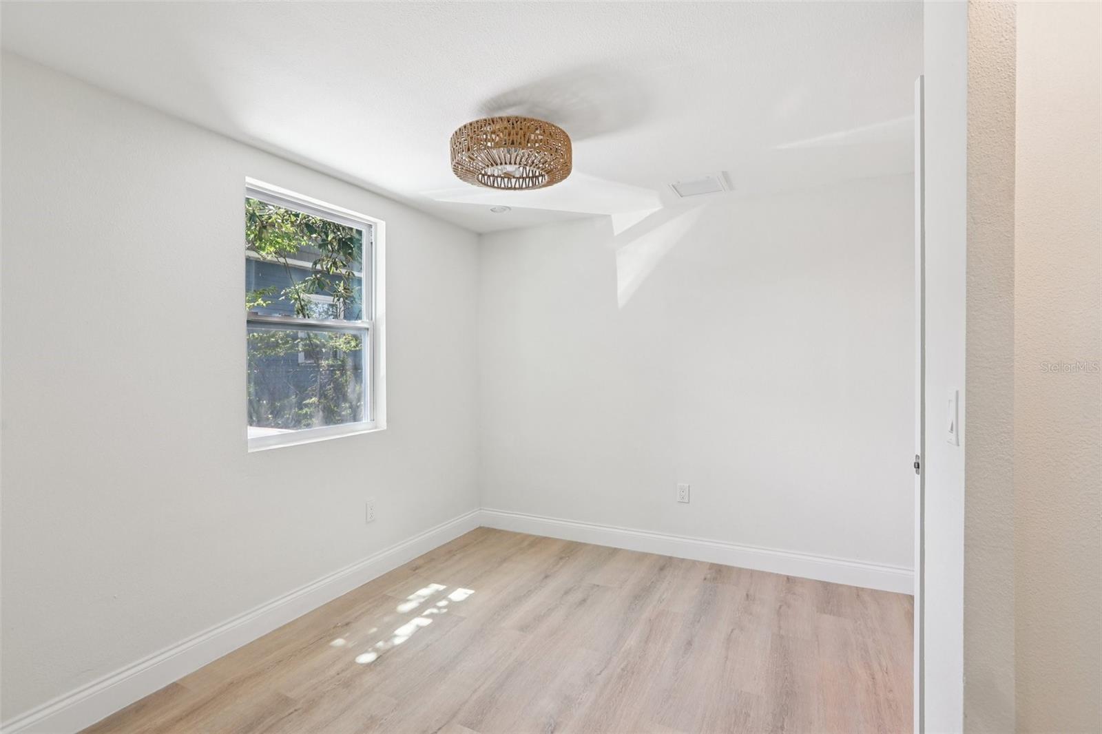 FLORAL VILLA ESTATES - Residential