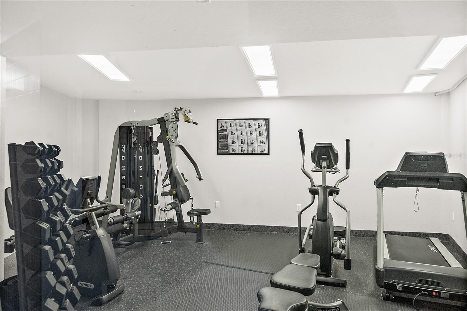 PECK PLAZA - Residential