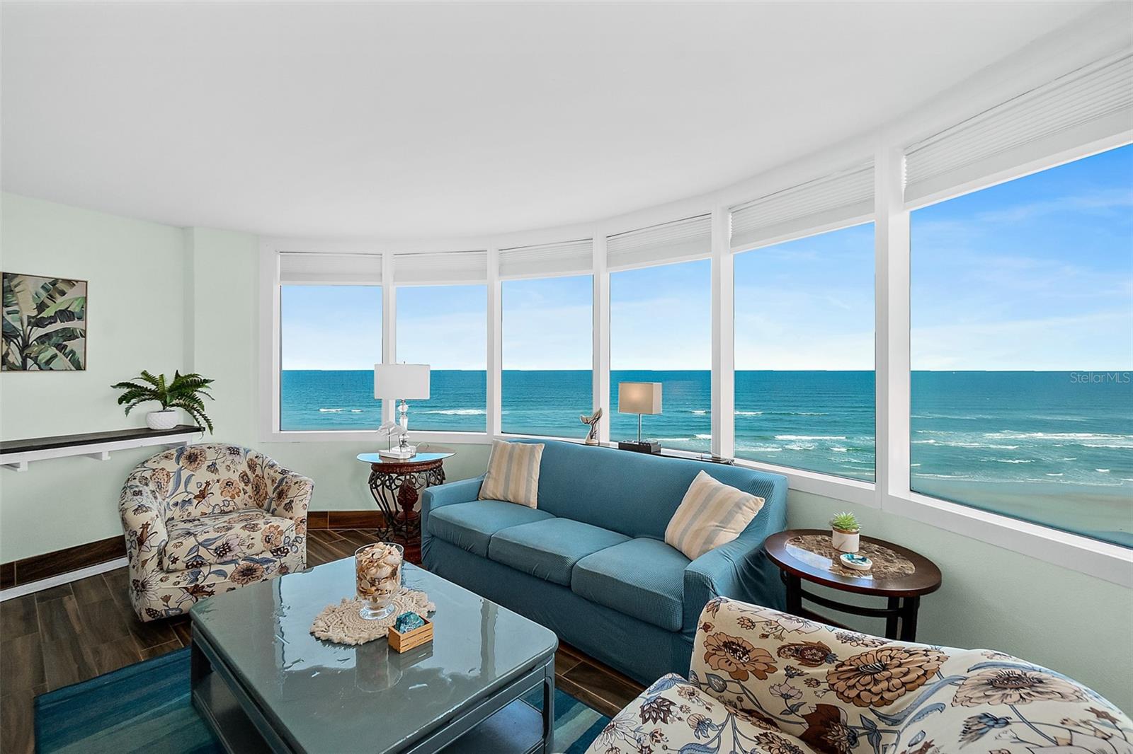 PECK PLAZA - Residential