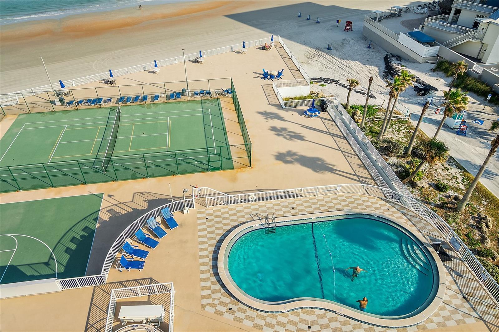 PECK PLAZA - Residential