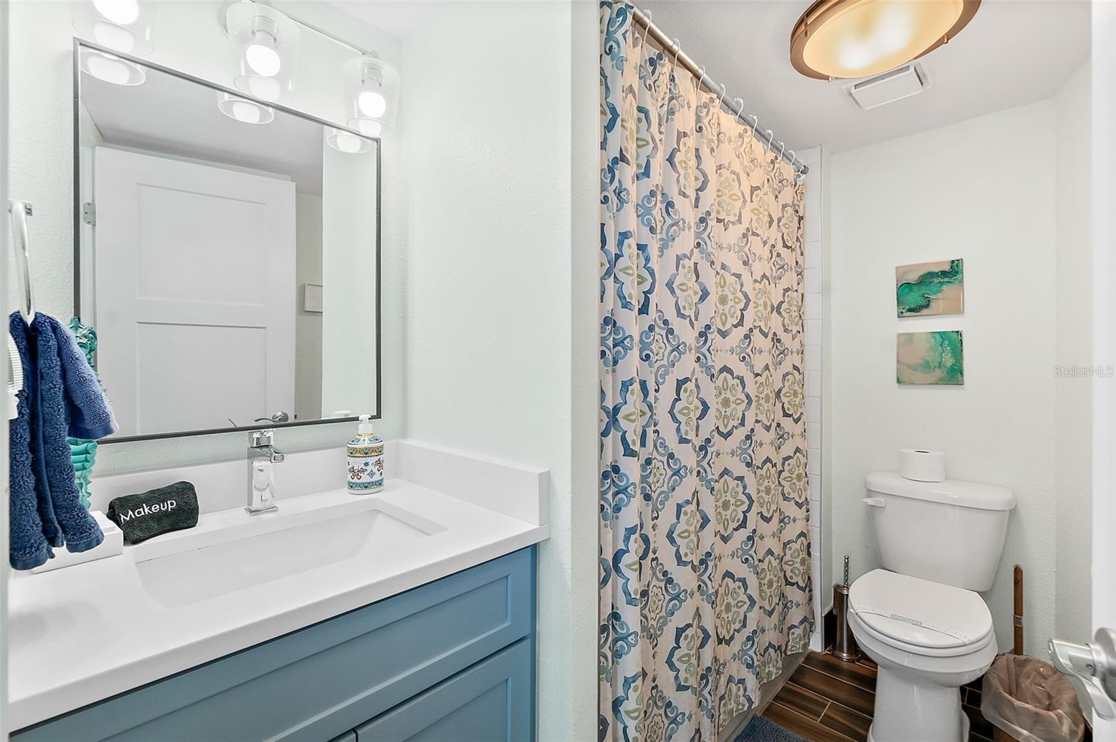 PECK PLAZA - Residential