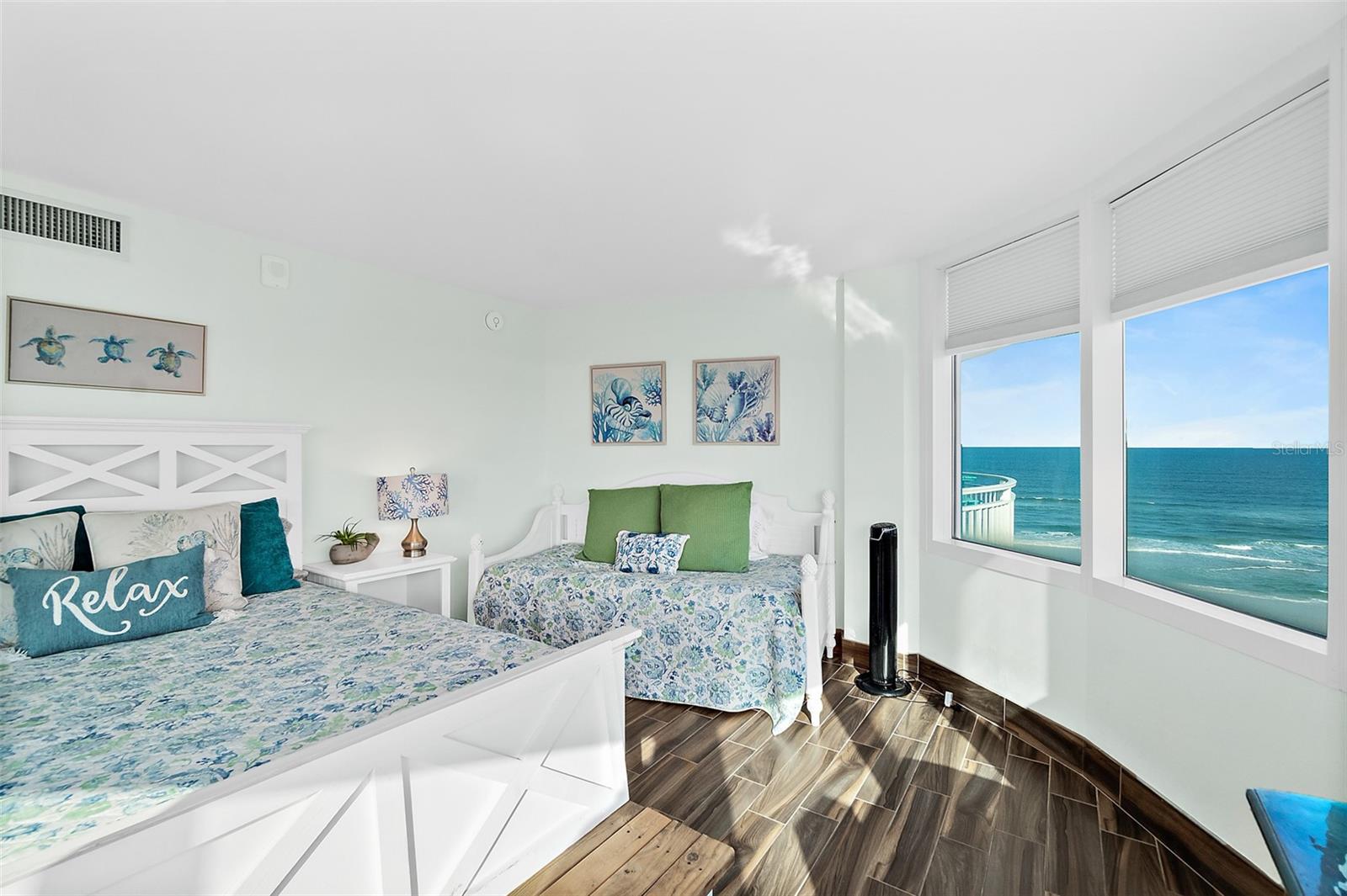 PECK PLAZA - Residential