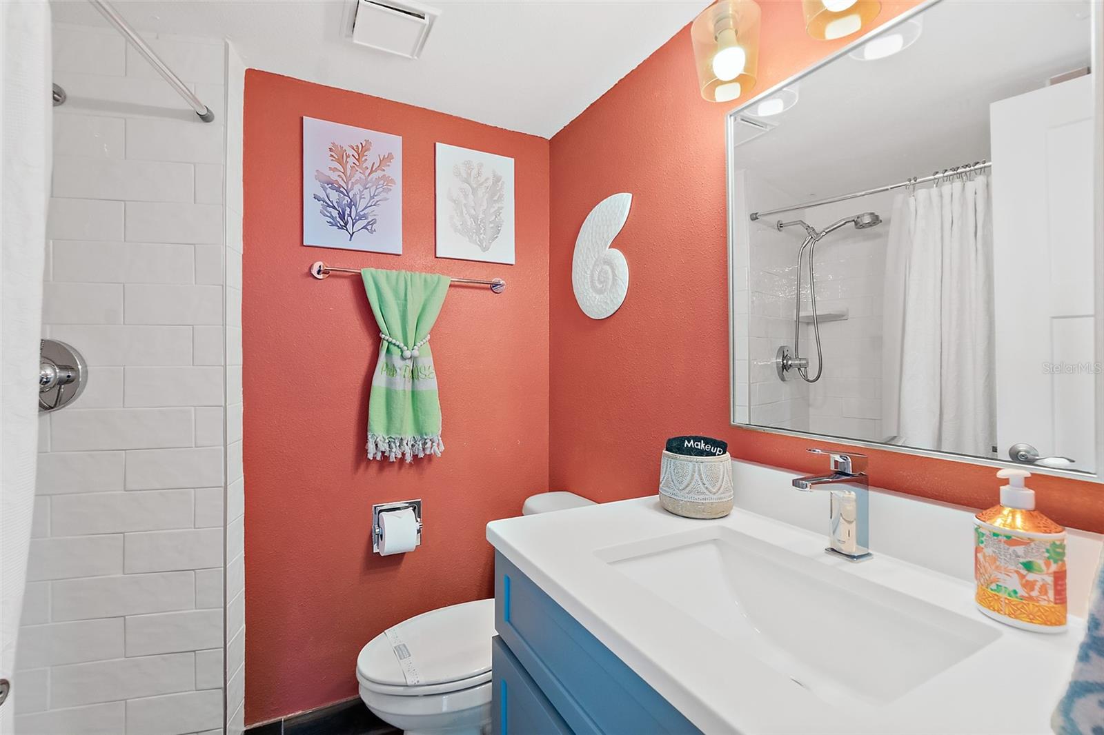 PECK PLAZA - Residential